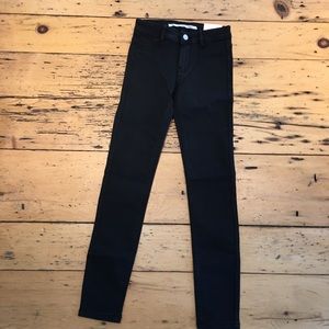 Trafaluc denim makers for Zara jeans